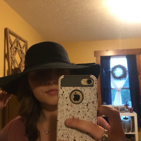 Hat - Picture 2 of 2